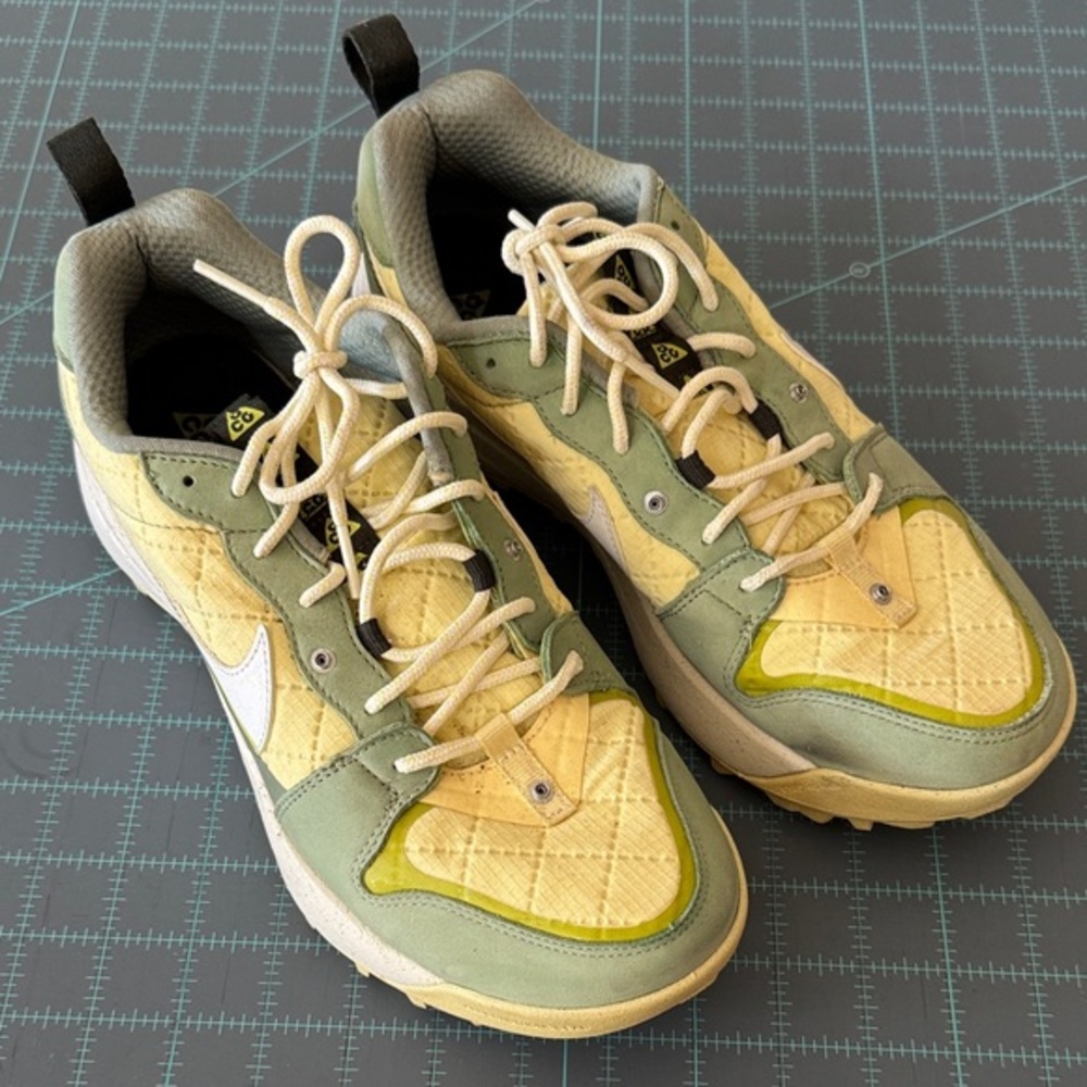 Nike Athletic Shoes in Yellow and Green